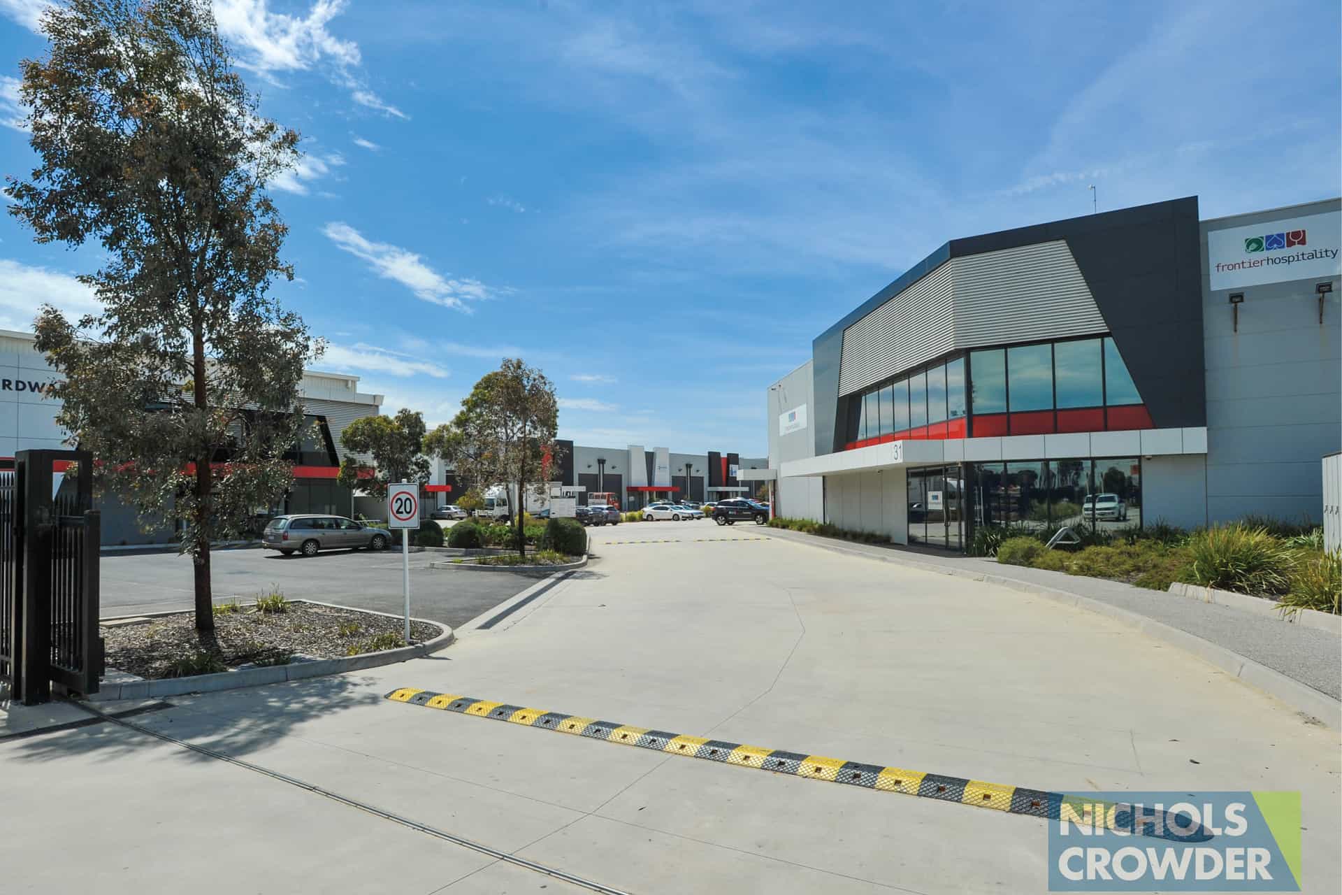 26/191195 Greens Road, Dandenong South Nichols Crowder