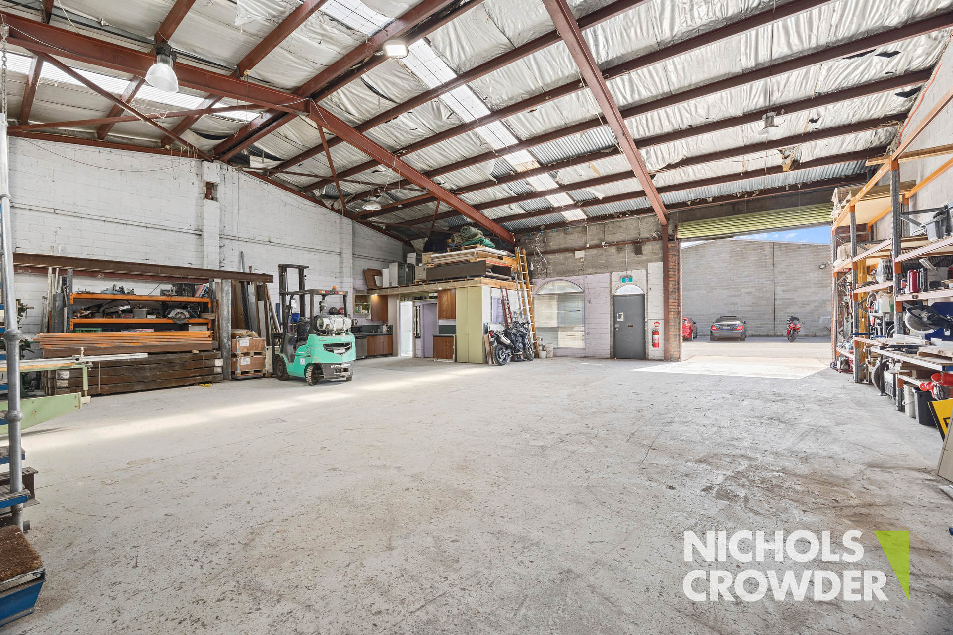 8/11 Bell Grove, Braeside Nichols Crowder